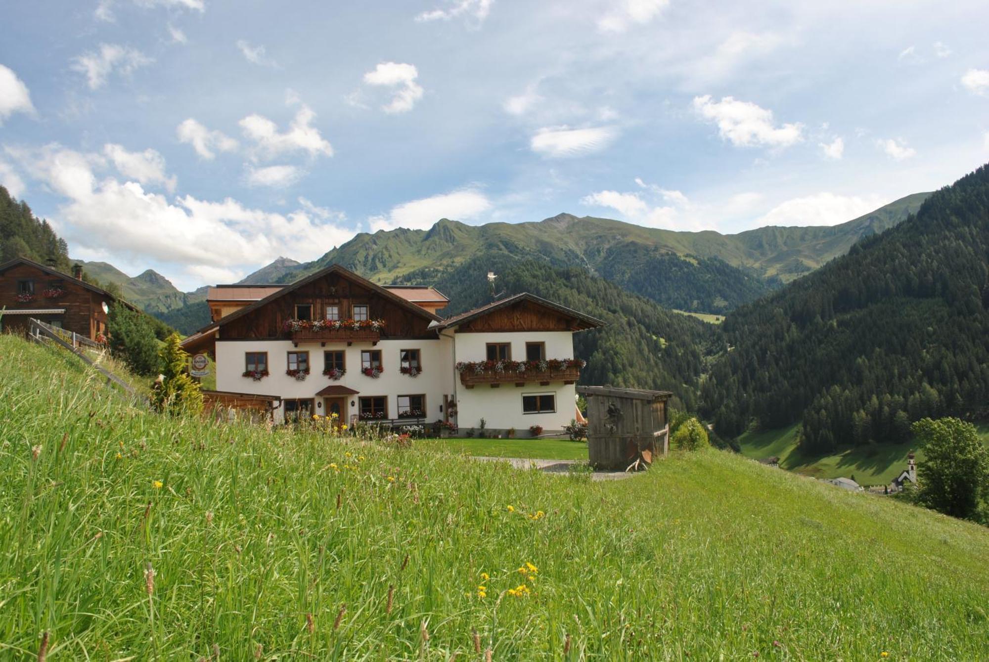 Alpengasthof Eppensteiner Navis Exterior foto
